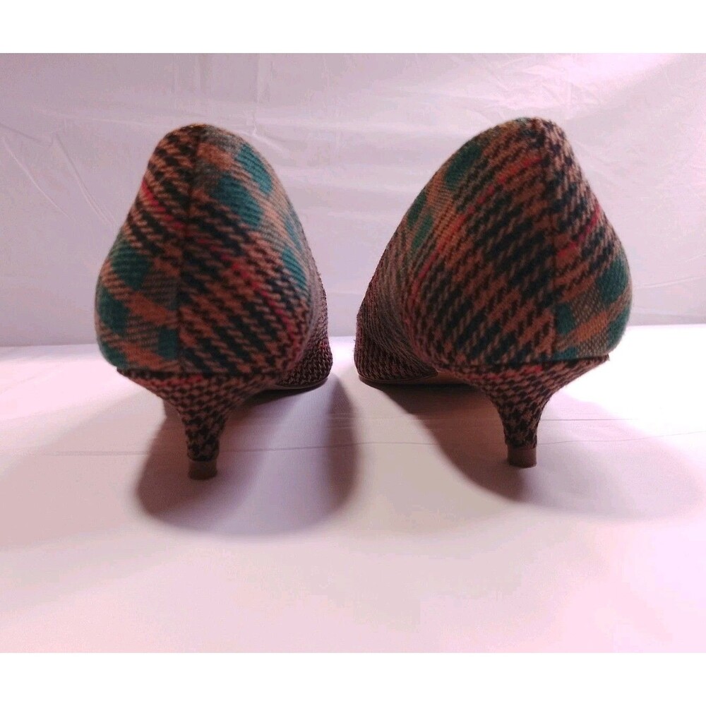 Ann Taylor Pump Shoes Size 6 - Picture 9 of 15